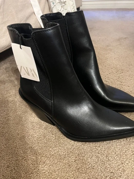Zara Black Pointed Toe Mid-Calf Ankle Boots - Picture 3 of 3